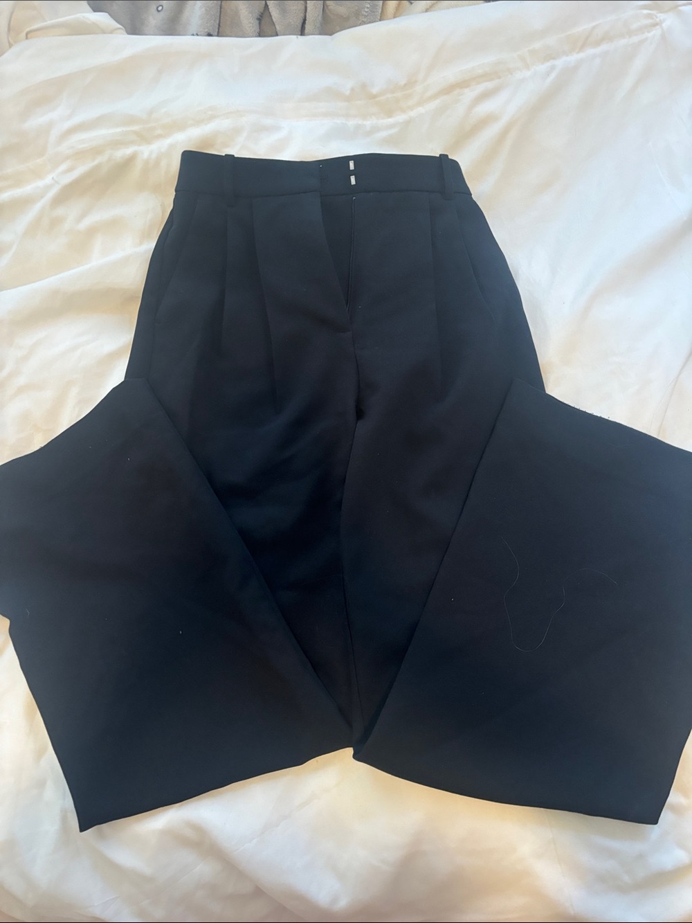 A&F Sloane Tailored Wide Leg Pant - Picture 3 of 6
